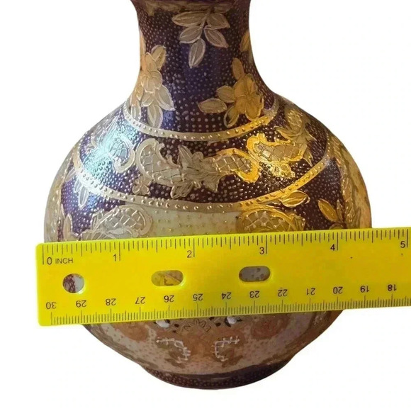 Vtg Chinese Porcelain Satsuma Style Vase Hand Painted Gold Granulated Textured - Picture 8 of 8